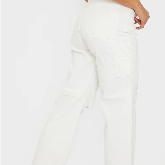 White baggy cargo pants from PrettyLittleThing. New condition. Size 0 - Picture 3 of 9